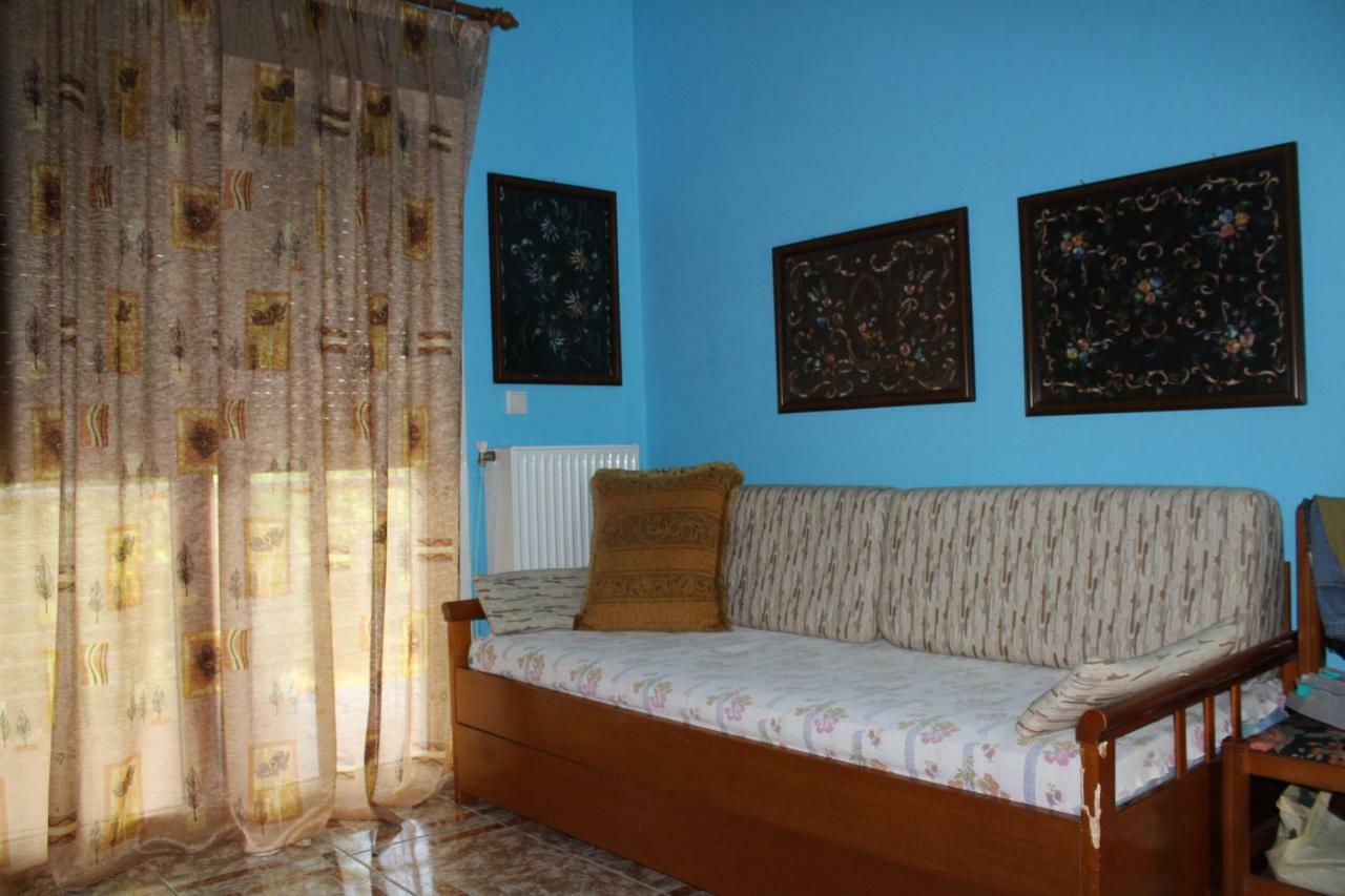 Maria'S Guesthouse ケラモティ エクステリア 写真